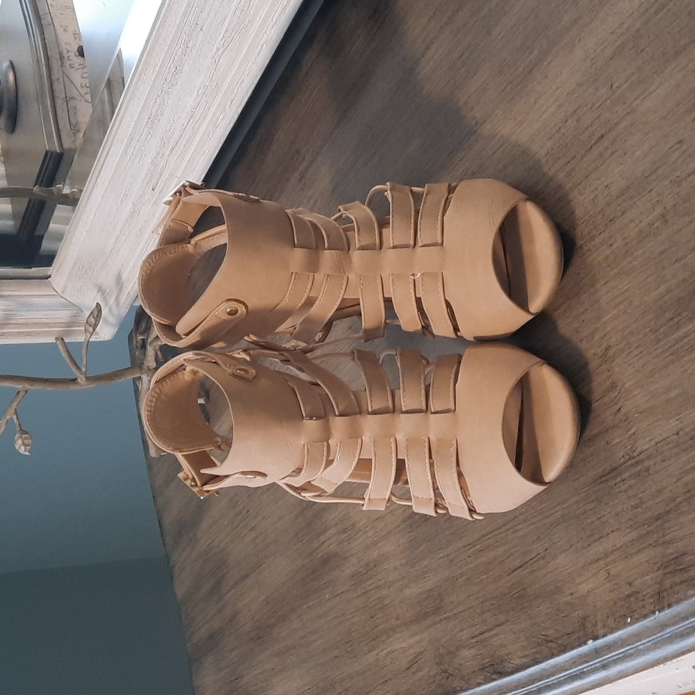 Gladiator sandles